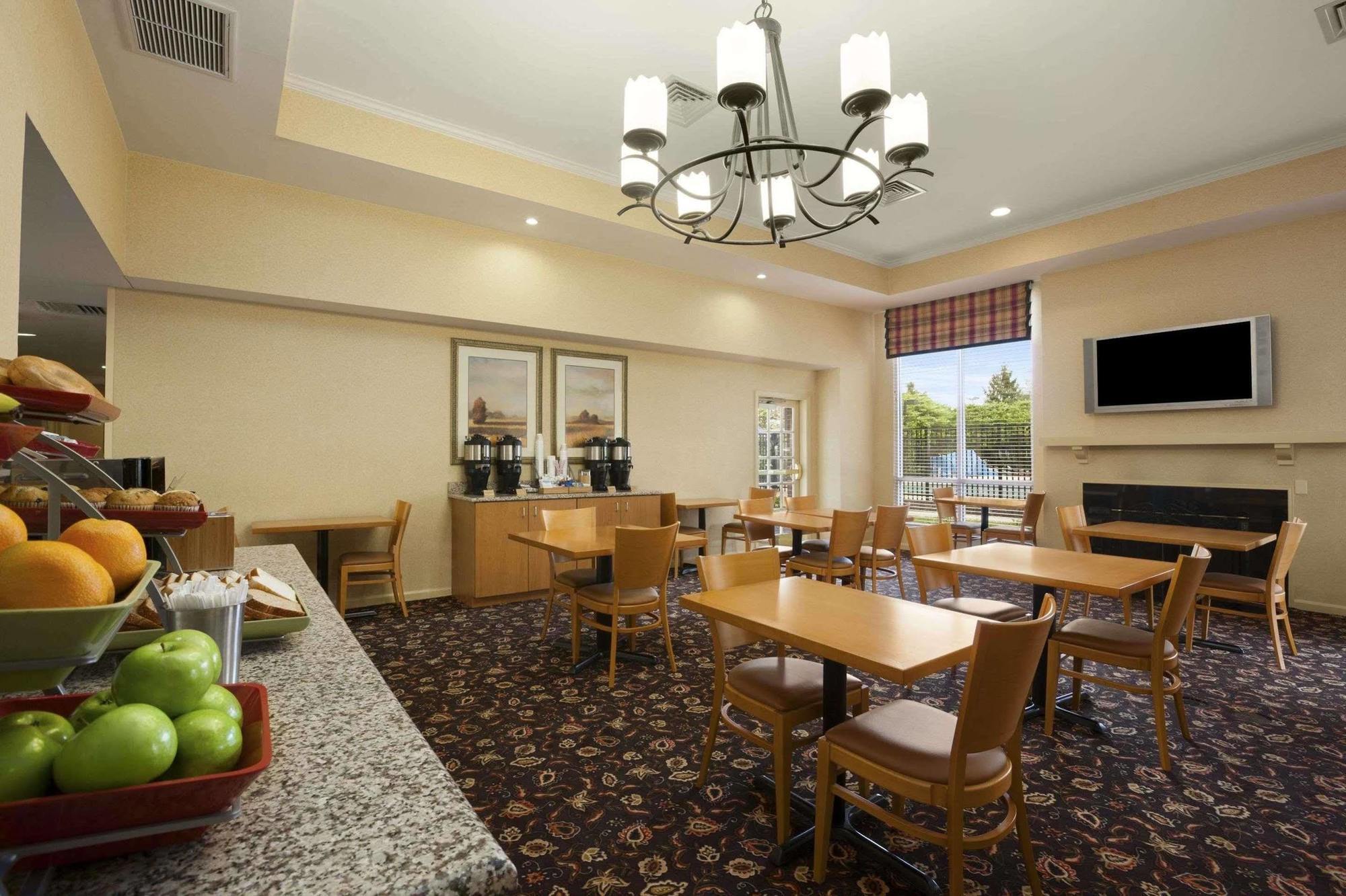 Hawthorn Suites By Wyndham Philadelphia Airport Eksteriør bilde