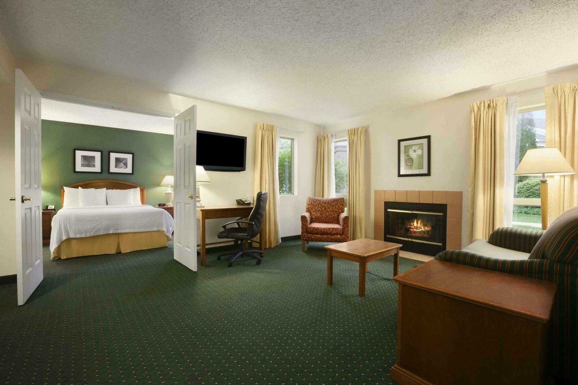 Hawthorn Suites By Wyndham Philadelphia Airport Eksteriør bilde